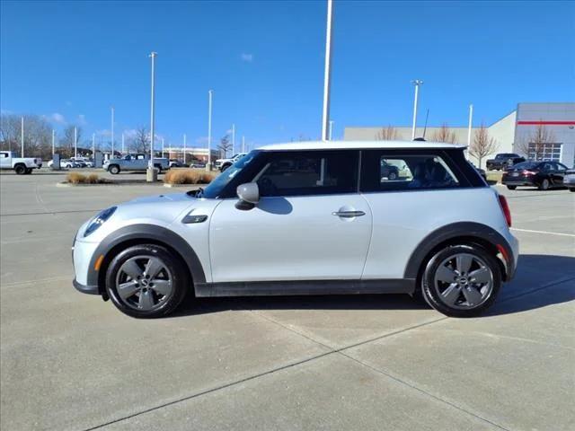 used 2022 MINI Hardtop car, priced at $18,800