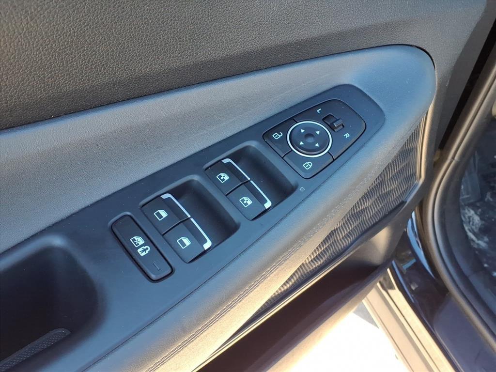 used 2023 Hyundai Santa Fe car, priced at $21,500