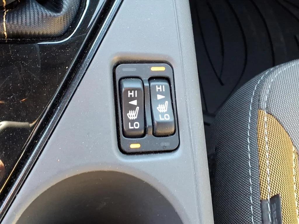 used 2024 Subaru Crosstrek car, priced at $25,300