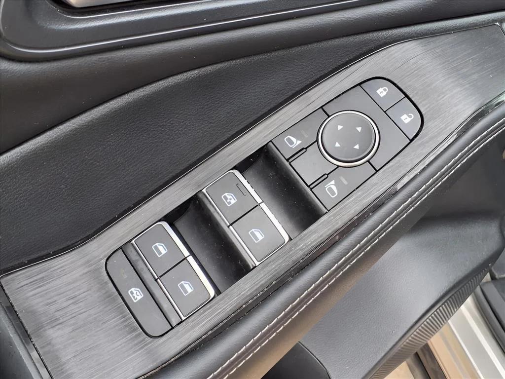 used 2023 Nissan Rogue car, priced at $28,099