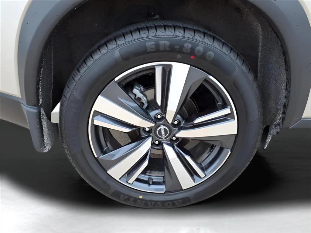 used 2023 Nissan Rogue car, priced at $28,099