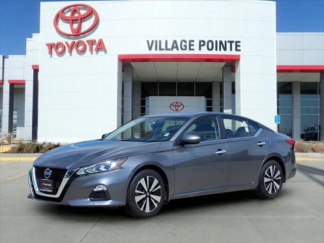 used 2022 Nissan Altima car, priced at $18,900