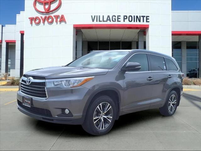 used 2016 Toyota Highlander car, priced at $23,500