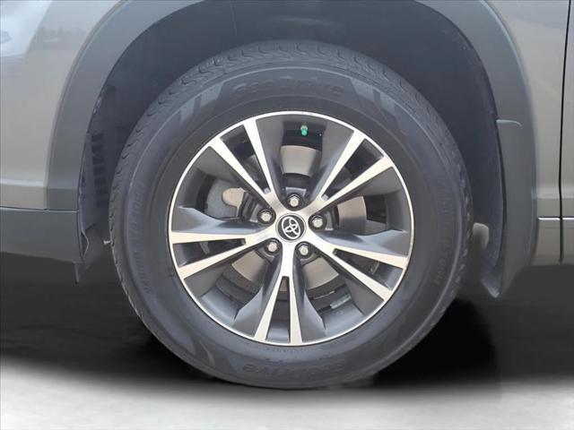used 2016 Toyota Highlander car, priced at $23,500