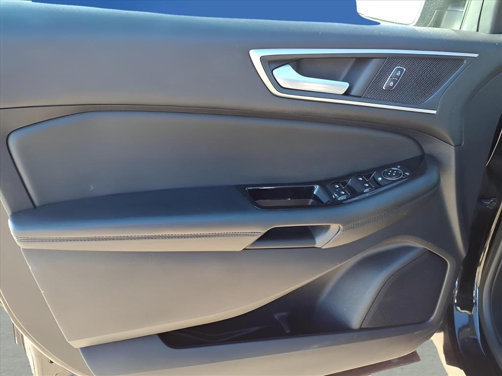 used 2020 Ford Edge car, priced at $18,900