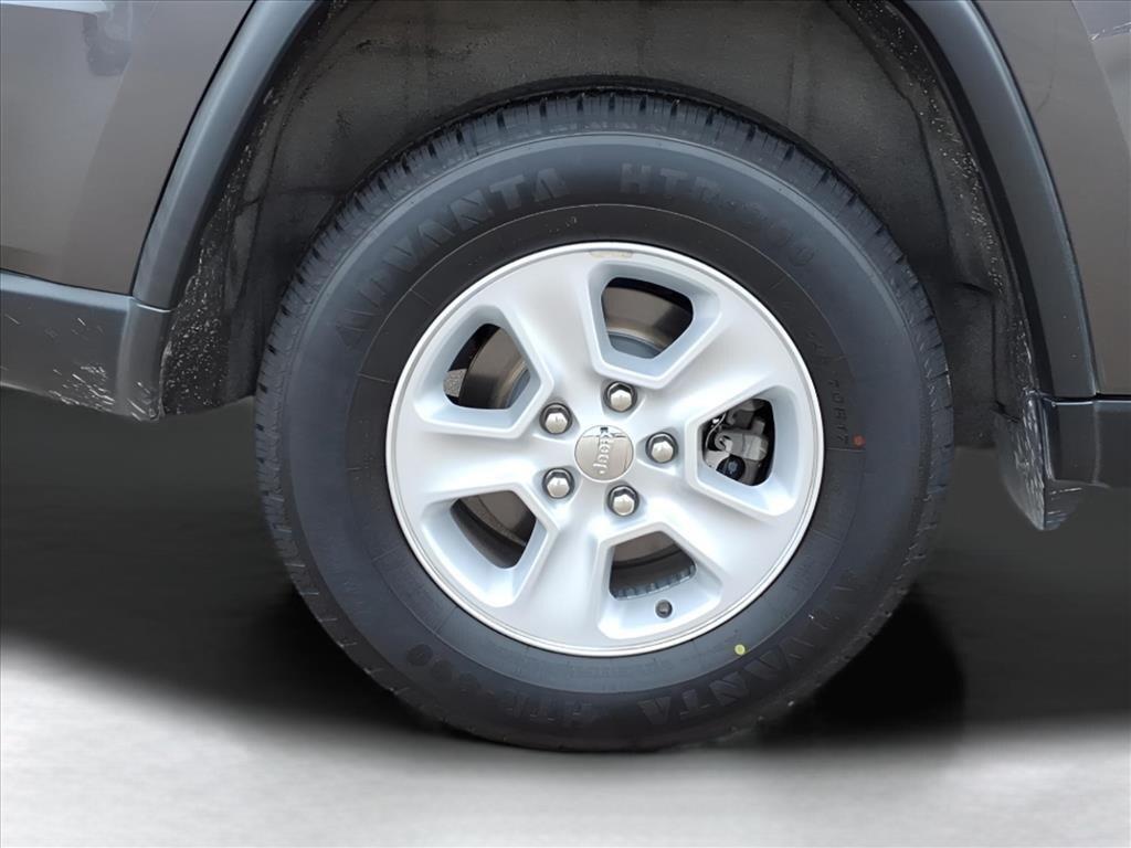 used 2017 Jeep Grand Cherokee car, priced at $12,800