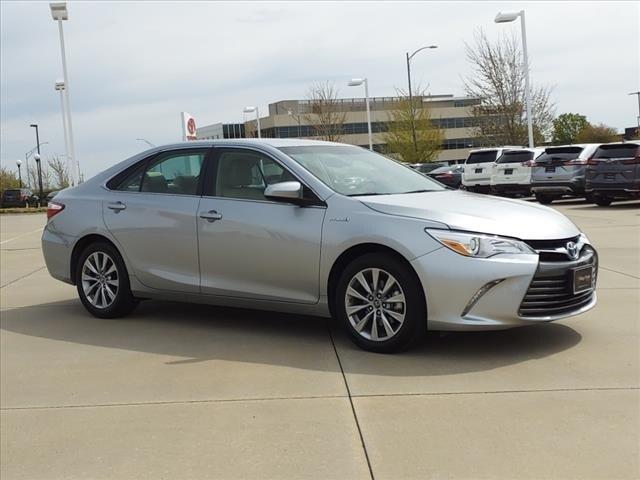 used 2016 Toyota Camry Hybrid car, priced at $20,700
