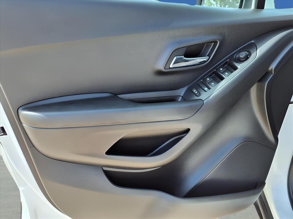 used 2021 Chevrolet Trax car, priced at $16,799