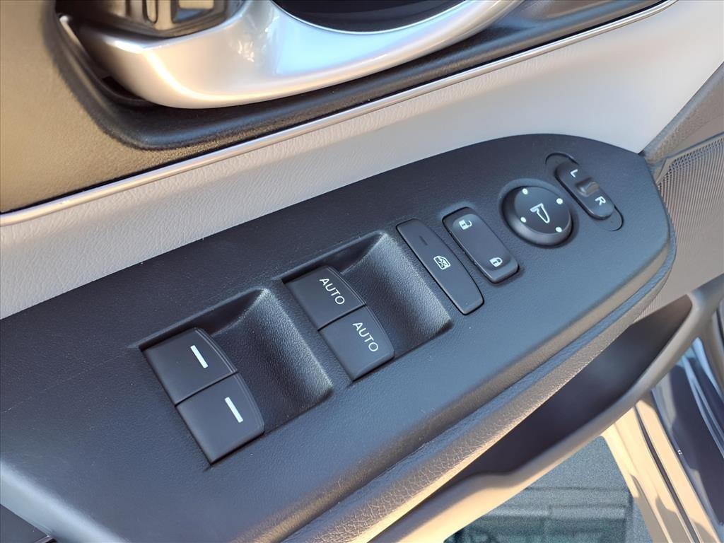 used 2018 Honda CR-V car, priced at $21,080