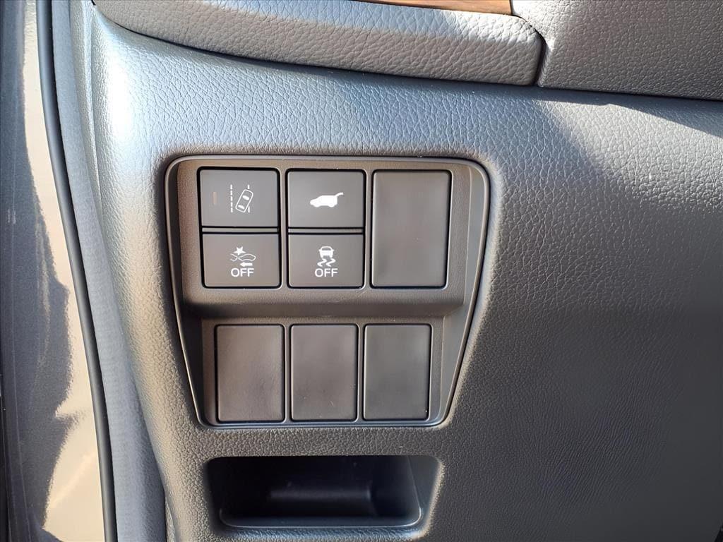 used 2018 Honda CR-V car, priced at $21,080