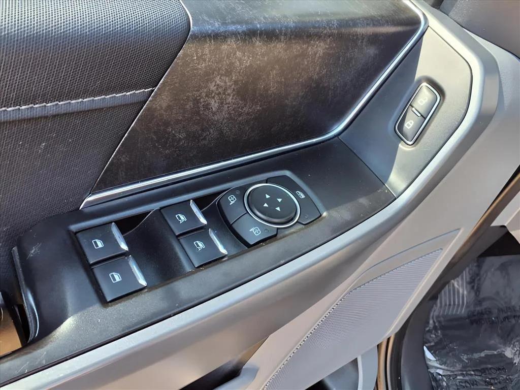 used 2022 Ford F-150 car, priced at $32,173