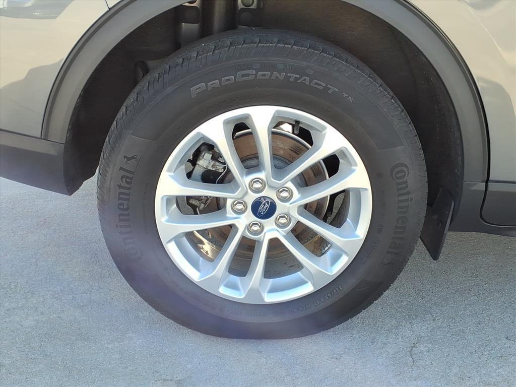 used 2022 Ford Escape car, priced at $21,800