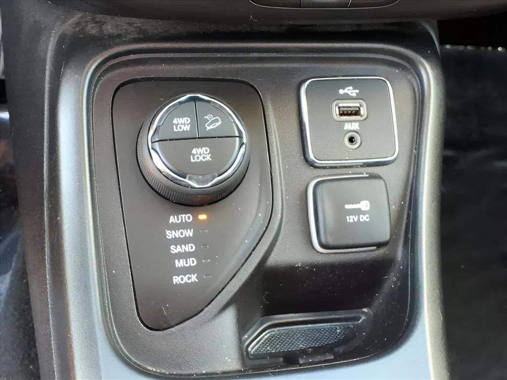 used 2018 Jeep Compass car, priced at $16,900