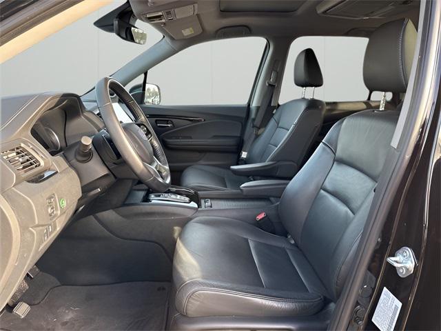 used 2022 Honda Pilot car, priced at $33,988