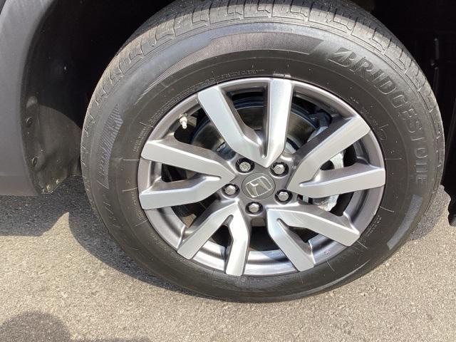 used 2022 Honda Pilot car, priced at $28,988