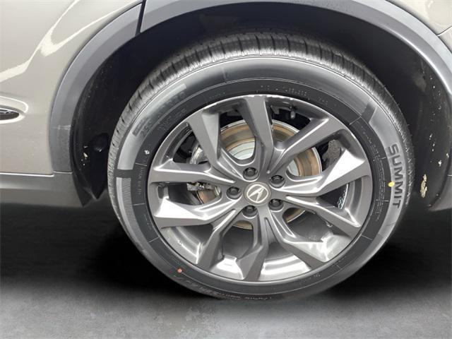 used 2023 Acura MDX car, priced at $41,988