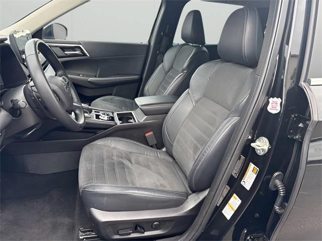 used 2023 Mitsubishi Outlander PHEV car, priced at $23,988