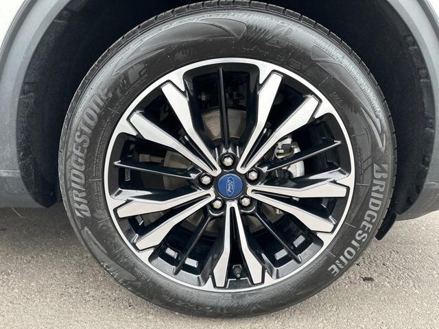 used 2022 Ford Escape car, priced at $21,444