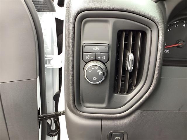 used 2024 Chevrolet Silverado 1500 car, priced at $31,640