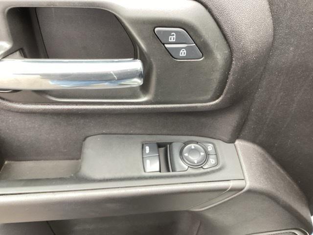 used 2024 Chevrolet Silverado 1500 car, priced at $31,988