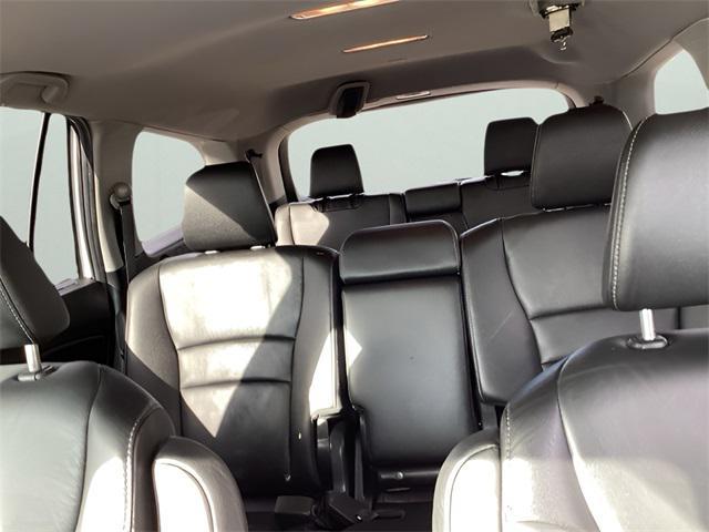 used 2021 Honda Pilot car, priced at $17,554