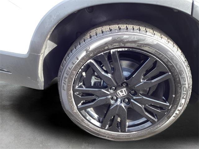 used 2021 Honda Pilot car, priced at $17,554