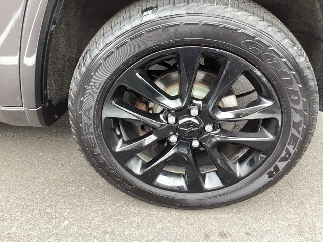 used 2018 Jeep Grand Cherokee car, priced at $19,888