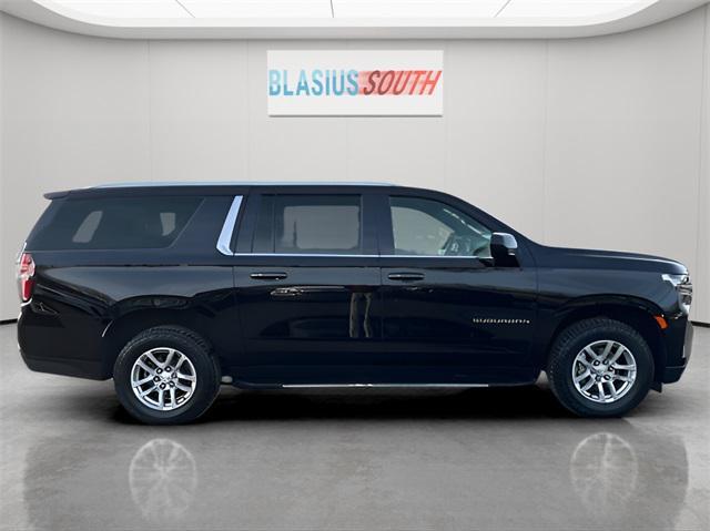 used 2023 Chevrolet Suburban car, priced at $44,596