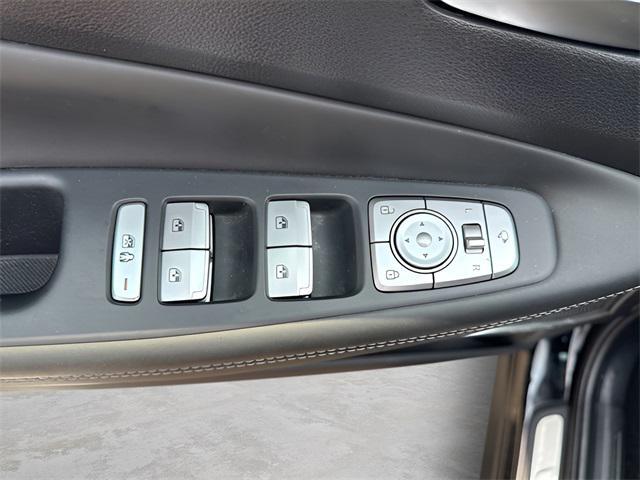 used 2022 Hyundai Santa Fe car, priced at $24,586