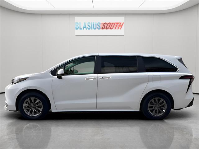 used 2023 Toyota Sienna car, priced at $31,935