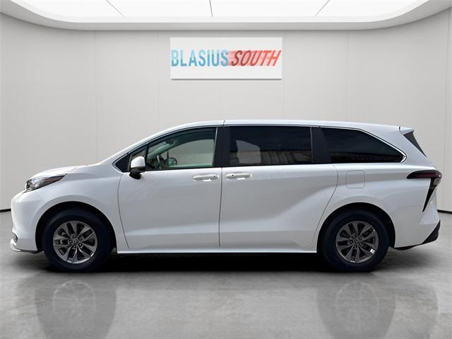 used 2023 Toyota Sienna car, priced at $35,988