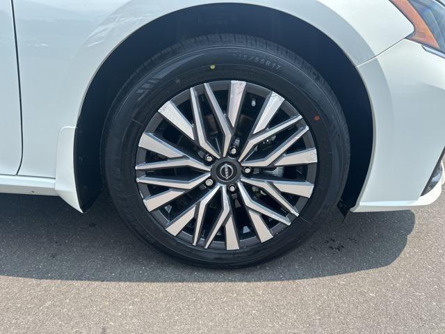 used 2023 Nissan Altima car, priced at $20,988
