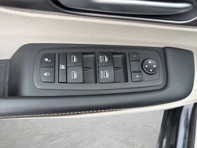 used 2023 Chrysler Pacifica car, priced at $20,988