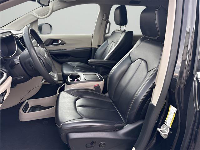 used 2023 Chrysler Pacifica car, priced at $20,988