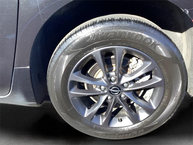 used 2020 Chrysler Pacifica car, priced at $24,988