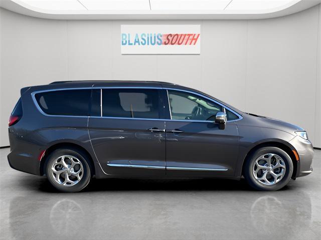 used 2022 Chrysler Pacifica car, priced at $24,434