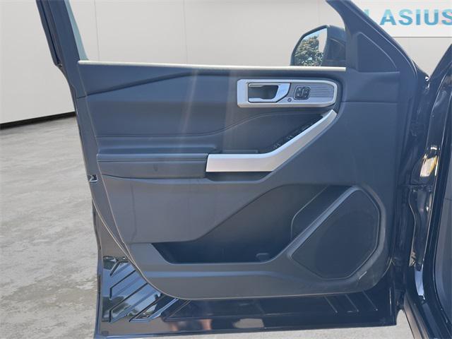 used 2022 Ford Explorer car, priced at $25,803