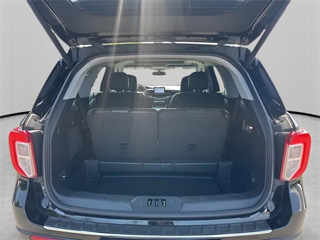 used 2022 Ford Explorer car, priced at $25,803