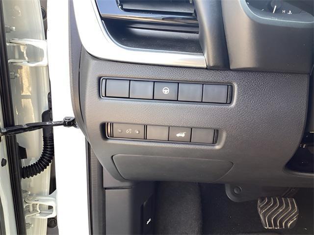 used 2022 Nissan Rogue car, priced at $19,444