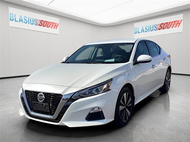 used 2021 Nissan Altima car, priced at $16,777