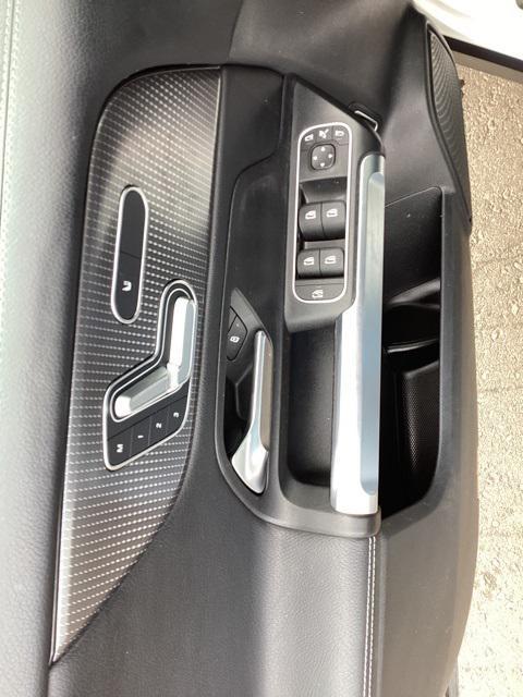 used 2023 Mercedes-Benz GLB 250 car, priced at $30,988
