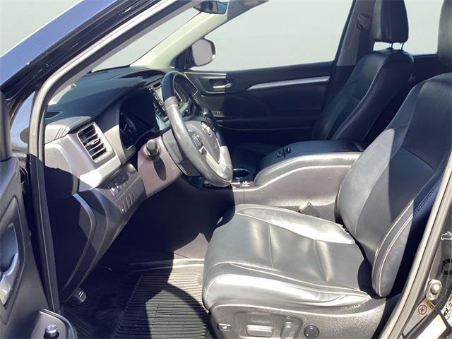 used 2017 Toyota Highlander car, priced at $18,988