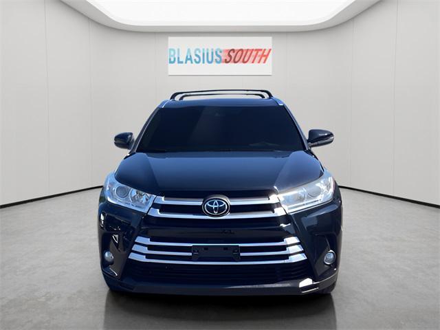 used 2017 Toyota Highlander car, priced at $18,988