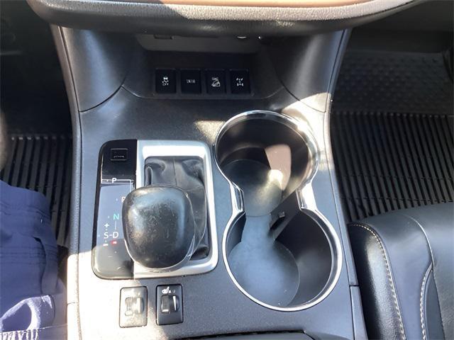 used 2017 Toyota Highlander car, priced at $18,988