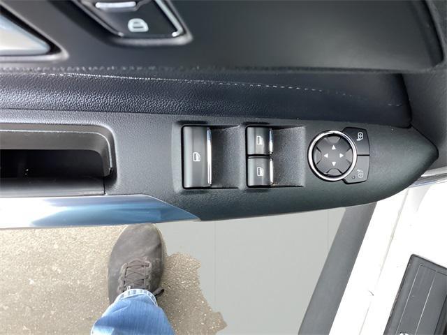 used 2022 Ford Mustang car, priced at $21,354