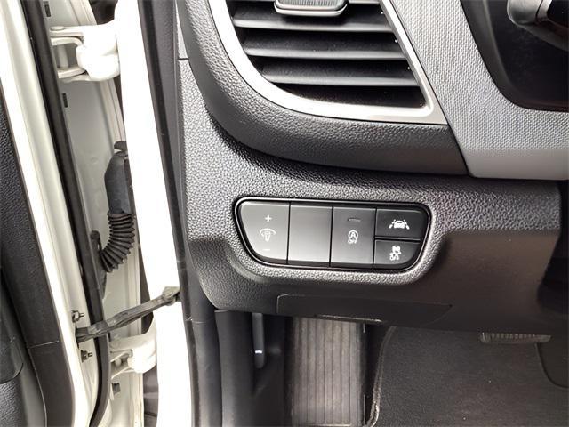 used 2023 Kia Seltos car, priced at $18,444