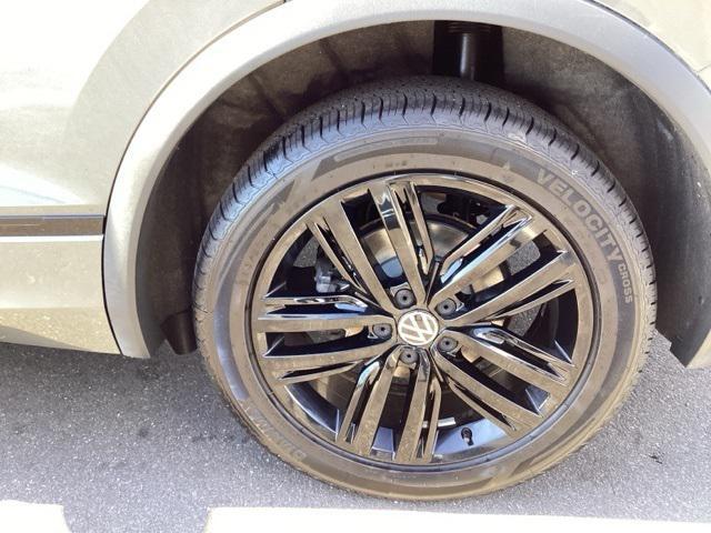 used 2022 Volkswagen Tiguan car, priced at $17,585