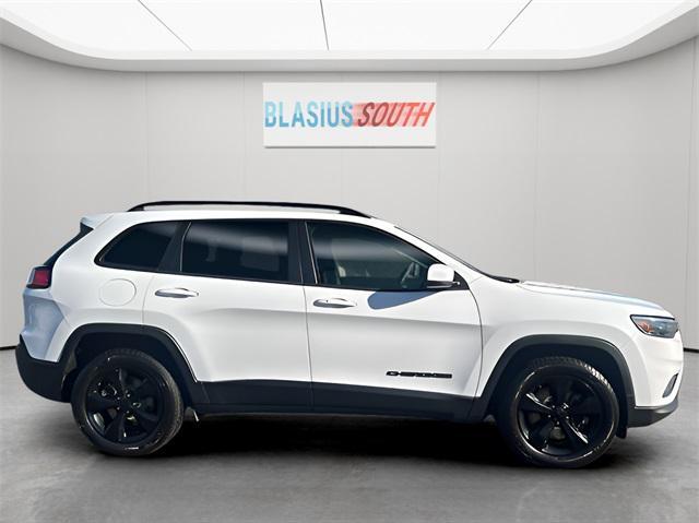 used 2019 Jeep Cherokee car, priced at $15,166