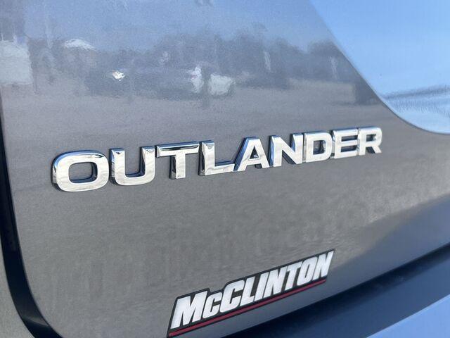 new 2024 Mitsubishi Outlander car, priced at $38,710