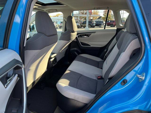 used 2020 Toyota RAV4 Hybrid car, priced at $25,576